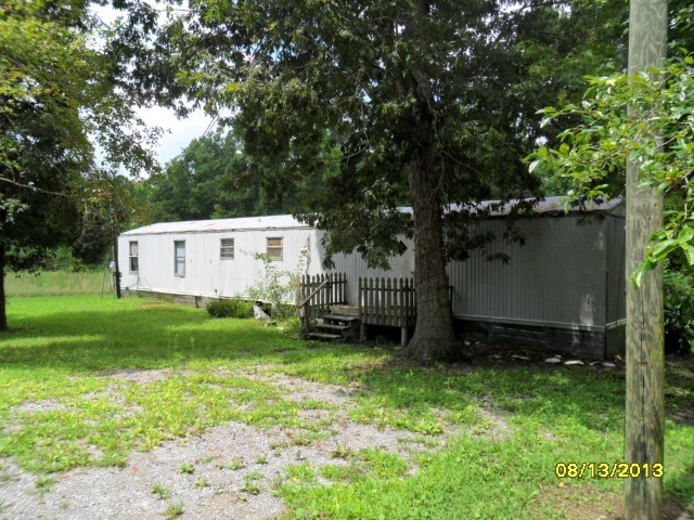 702 Wilbanks Rd in Chatsworth, GA - Building Photo