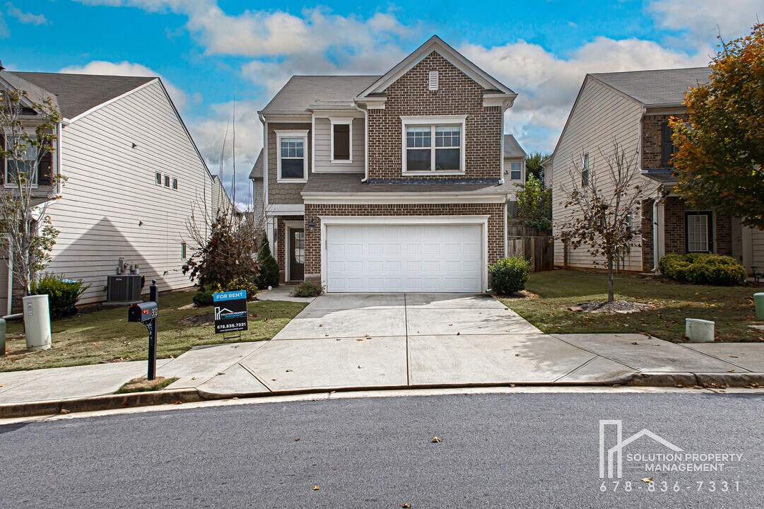 332 Hardy Ives Ln in Lawrenceville, GA - Building Photo