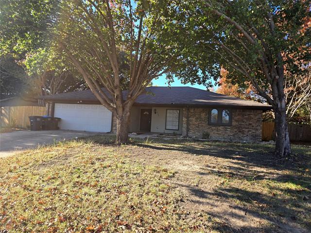 6705 Spoonwood Ln in Fort Worth, TX - Foto de edificio