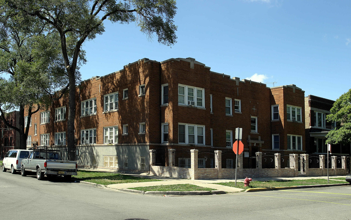 5954 S Rockwell St in Chicago, IL - Building Photo