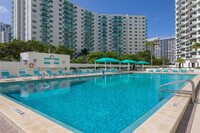 3725 S Ocean Dr, Unit 601 in Hollywood, FL - Building Photo - Building Photo