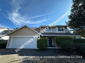 5201 43rd Ct SE in Lacey, WA - Building Photo