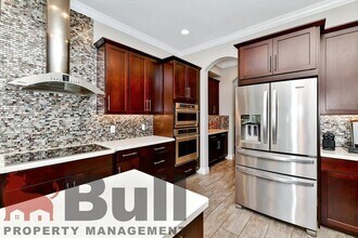 8233 Canetti St in Orlando, FL - Building Photo - Building Photo