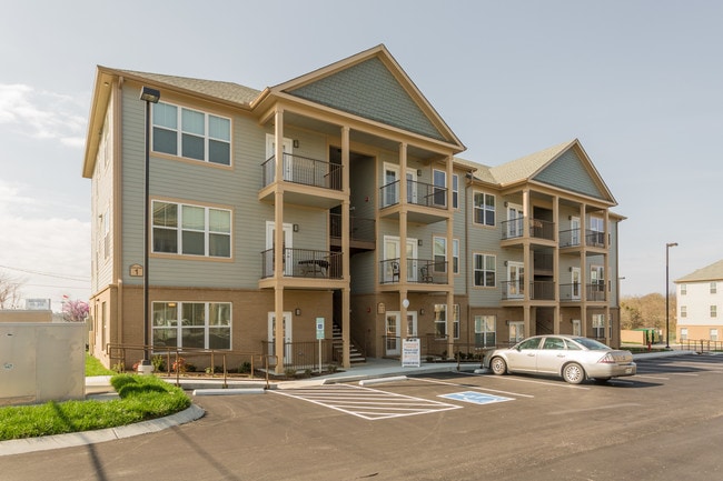 Madison Crest Apartment Homes