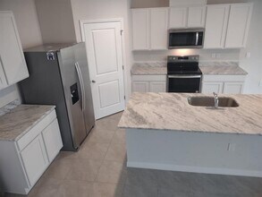 18011 Canopy Pl in Bradenton, FL - Building Photo - Building Photo