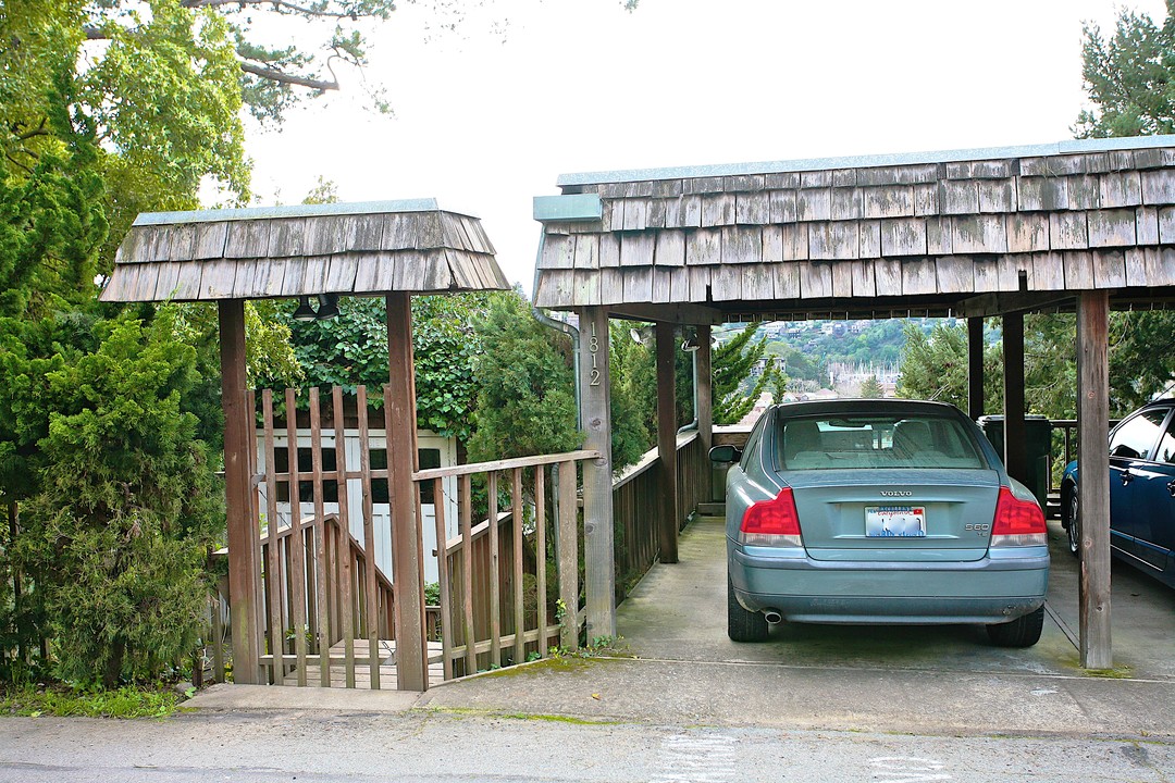 1812 Centro West St in Tiburon, CA - Building Photo