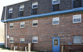 Old Boston Apartments in Batavia, OH - Building Photo - Building Photo