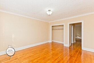 2247 Gunderson Ave in Berwyn, IL - Building Photo - Building Photo