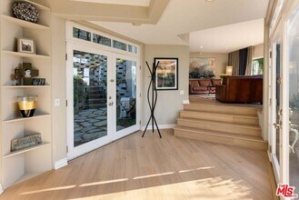 4350 Hillview Dr in Malibu, CA - Building Photo - Building Photo
