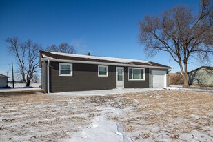 8704 Indigo Ln in Machesney Park, IL - Building Photo