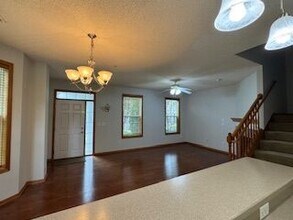 1578 Woodlynn Ave in Maplewood, MN - Building Photo - Building Photo