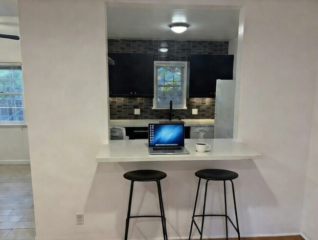 3315 Caroline Ave, Unit #2 in Culver City, CA - Building Photo - Building Photo