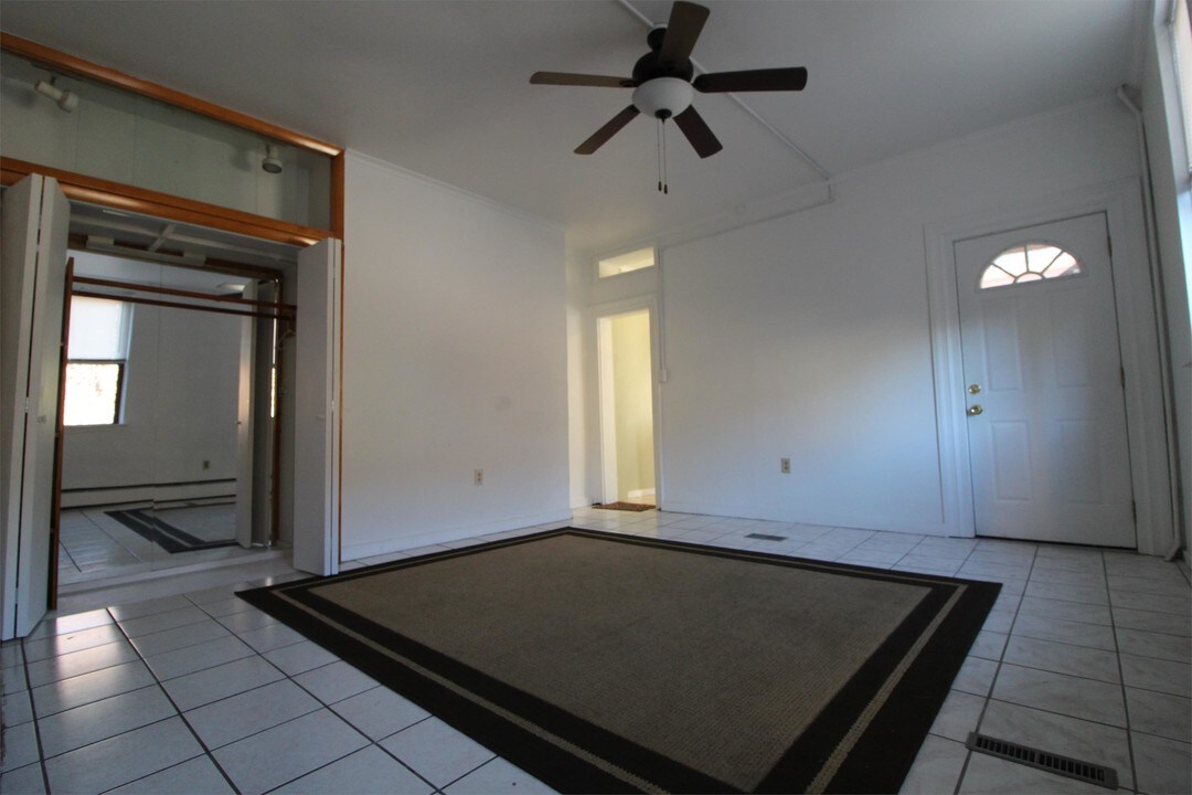 845 Western Ave-Unit -2 in Pittsburgh, PA - Building Photo