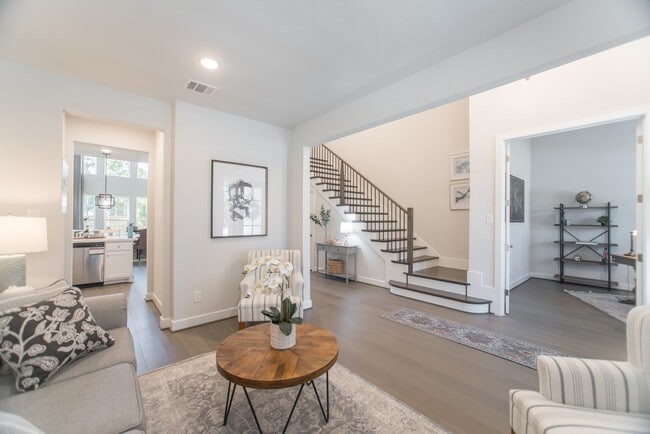 property at 71 Perennial Cyn Dr
