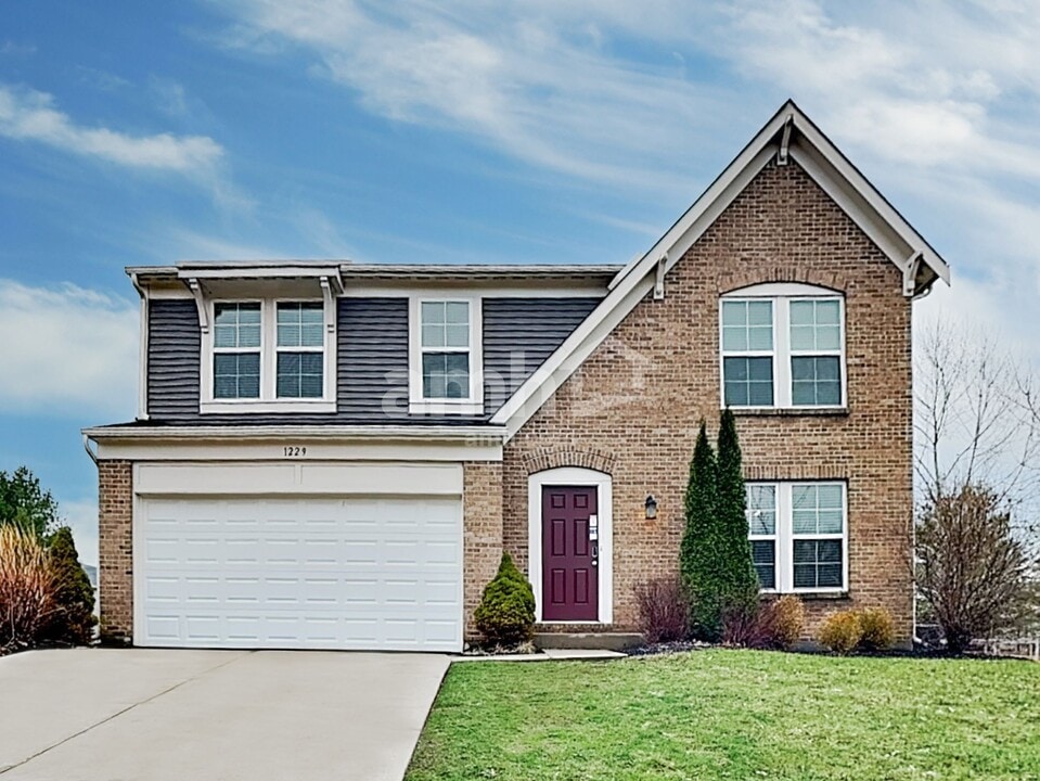 1229 Durbin Ter, Unit 11115 in Maineville, OH - Building Photo