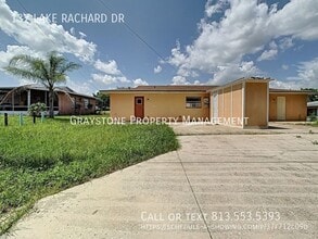 137 Lake Rachard Dr in Lake Placid, FL - Building Photo - Building Photo