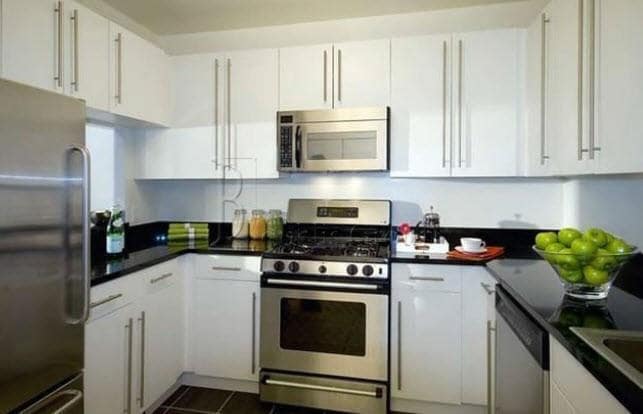 property at 50 Murray St