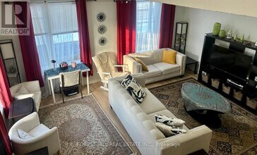 142 Salterton Cir in Vaughan, ON - Building Photo - Building Photo