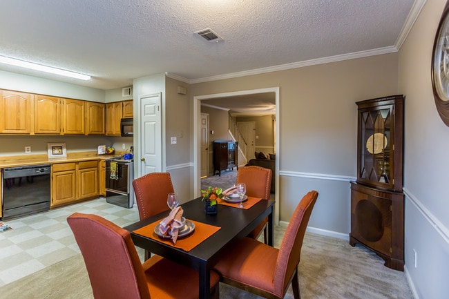 MONTICELLO in Memphis, TN - Foto de edificio - Interior Photo