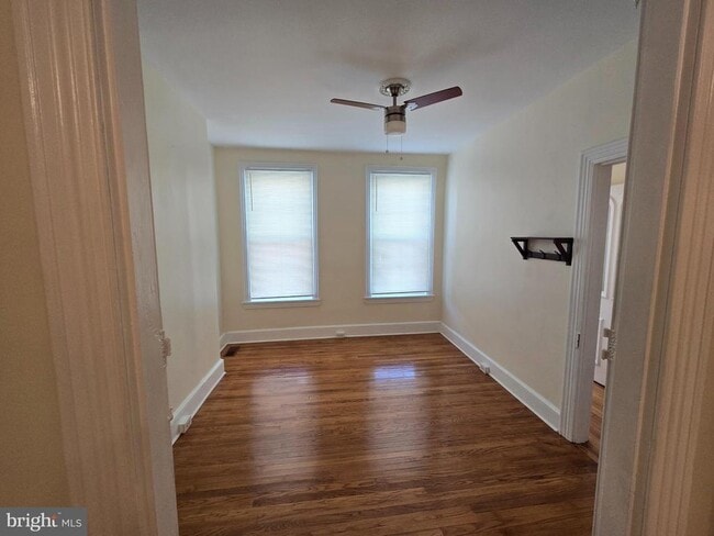 property at 1317 N Walnut St