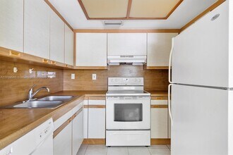 9135 SW 125th Ave in Miami, FL - Building Photo - Building Photo