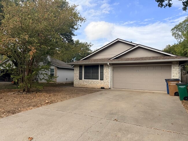 12716 Covington Trail in Austin, TX - Building Photo - Building Photo