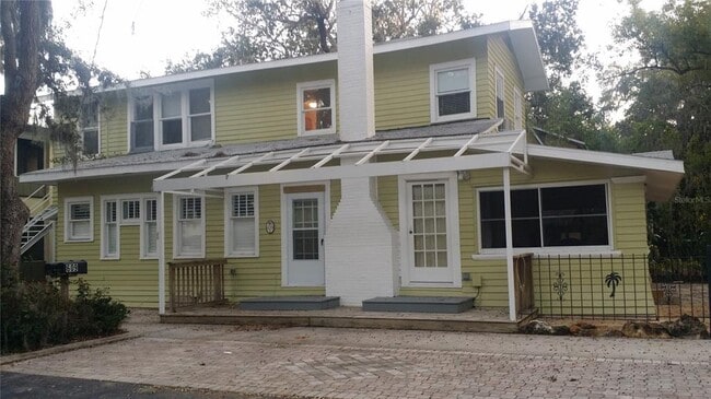 property at 609 Oak Ave