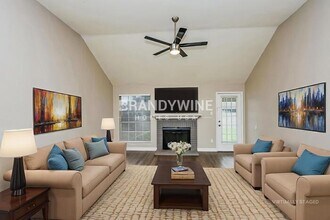 737 Lionel Way in Fort Worth, TX - Building Photo - Building Photo