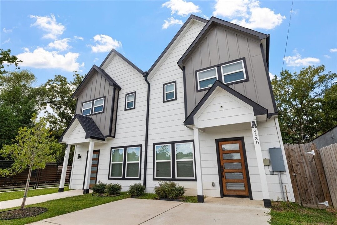 6130 Conley St in Houston, TX - Building Photo