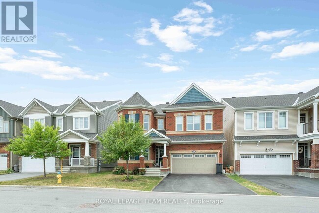 648 Pearl Dace Cres in Ottawa, ON - Building Photo - Building Photo