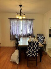 2 Queen St in Hicksville, NY - Building Photo - Building Photo