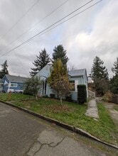 316 S Yantic Ave in Bremerton, WA - Building Photo - Building Photo