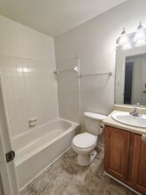 600 Reusens Rd in Lynchburg, VA - Building Photo - Building Photo