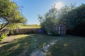 617 Chalk Knoll Rd in Fort Worth, TX - Building Photo - Building Photo