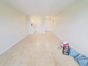 140 Grove St in Stamford, CT - Building Photo - Building Photo