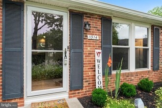 1314 Rock Chapel Rd in Herndon, VA - Building Photo - Building Photo