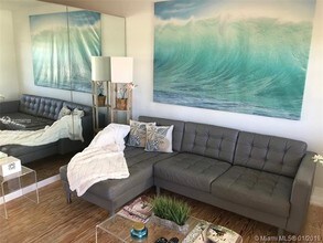 158 Ocean Dr-Unit -402 in Miami Beach, FL - Building Photo - Building Photo