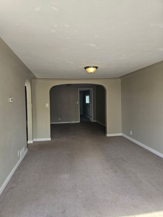 609 N Division Ave in Sterling, CO - Building Photo