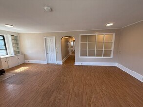 68 Court St in Plymouth, MA - Building Photo - Building Photo