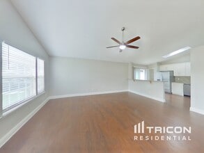 3641 Caroline Vale Blvd in Jacksonville, FL - Building Photo - Building Photo