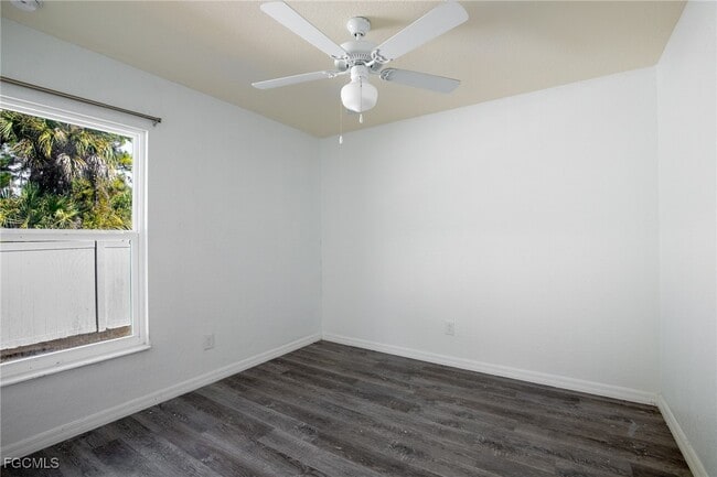 property at 8105 Rolling Ct