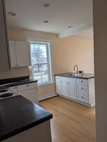 148 Main St in Conway, NH - Building Photo