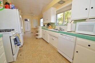 6312 Connie Dr in San Diego, CA - Building Photo - Building Photo