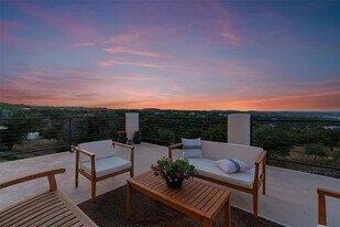 4922 Hidden Creek Ln in Spicewood, TX - Building Photo