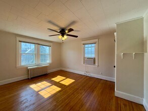 4502 Ridge Ave in Halethorpe, MD - Building Photo - Building Photo