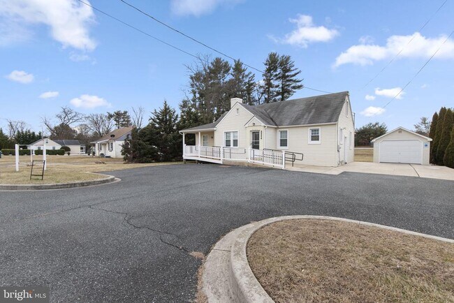 2224 Old Emmorton Rd in Bel Air, MD - Building Photo - Building Photo