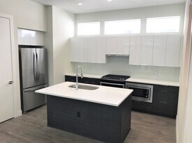 2865 W 24th Ave in Denver, CO - Building Photo