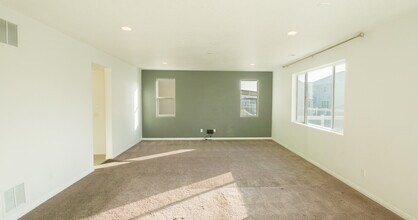 1975 W 950 N in Layton, UT - Building Photo - Building Photo