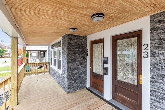 21 Biltmore St in Springfield, MA - Building Photo - Building Photo