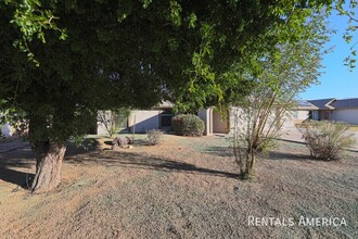 8520 W Diana Ave in Peoria, AZ - Building Photo - Building Photo